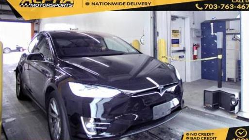 TESLA MODEL X 2017 5YJXCDE22HF064030 image